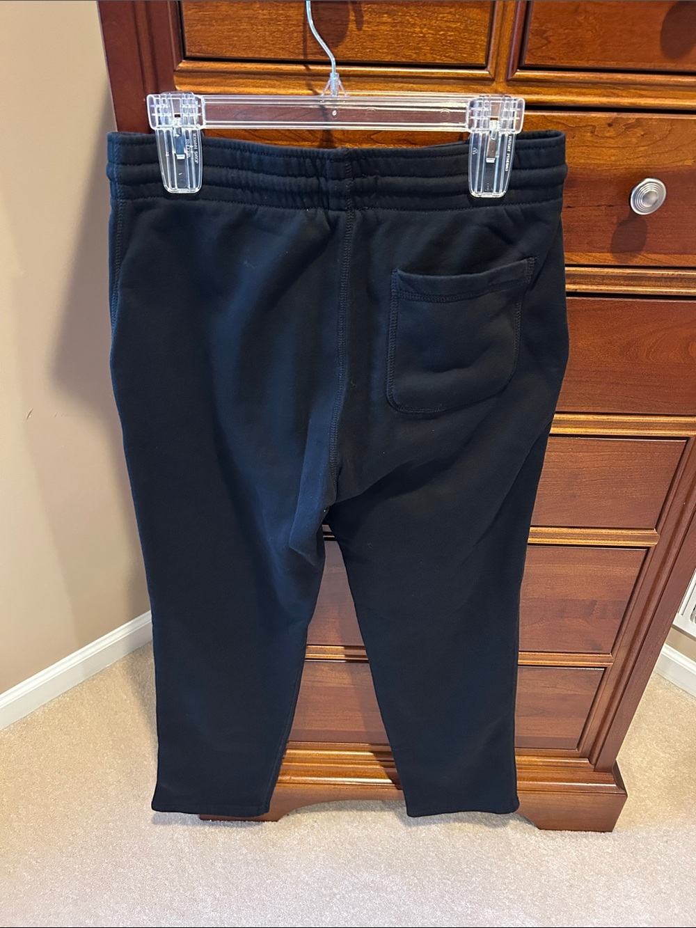 Old Navy women’s Black Drawstring Sweatpants, Comfortable,size small, back pockt - Picture 7 of 10